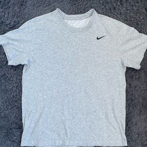 Men Size Large Nike Gray Dri-fit T-Shirt Running